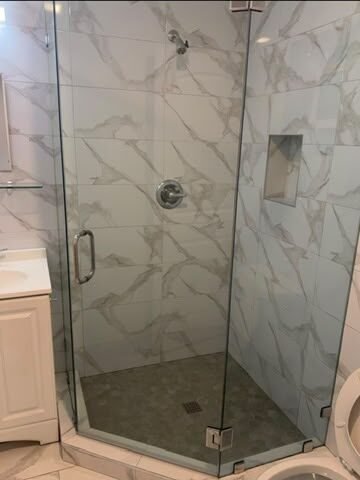 Frameless Glass Shower Doors: Cost, Styles & What to Expect